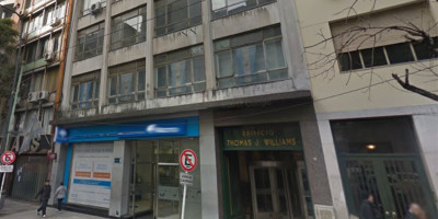 Frente de la sede de Tiflo