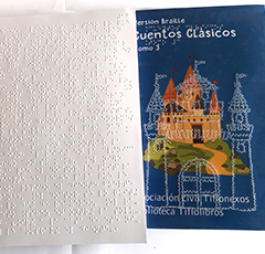 Libro en braille de cuentos clásicos. Tomo 3